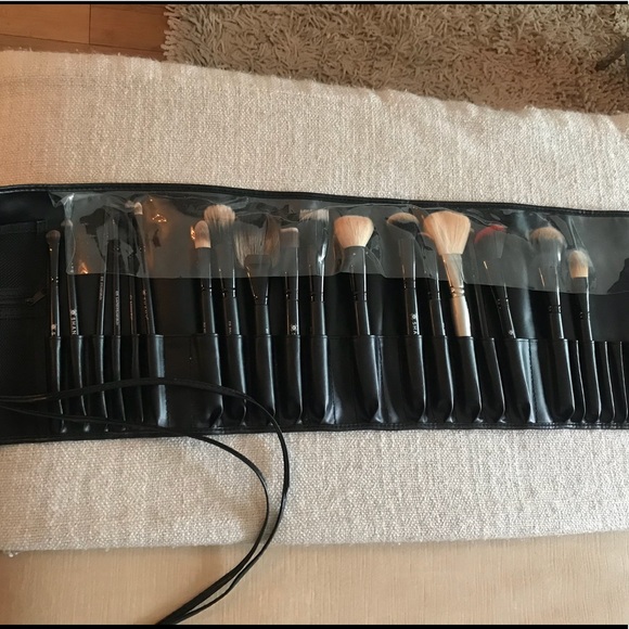 Shany Brush Collection - Picture 2 of 7